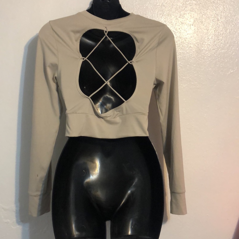 Gym shark workout crop top with long sleeves size small